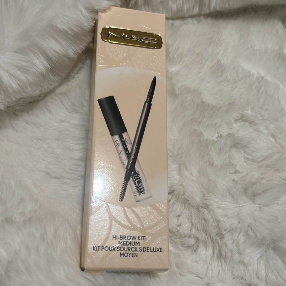 Mac limited edition hi-brow kit: medium nib.brow set0.28oz-styler0.003oz